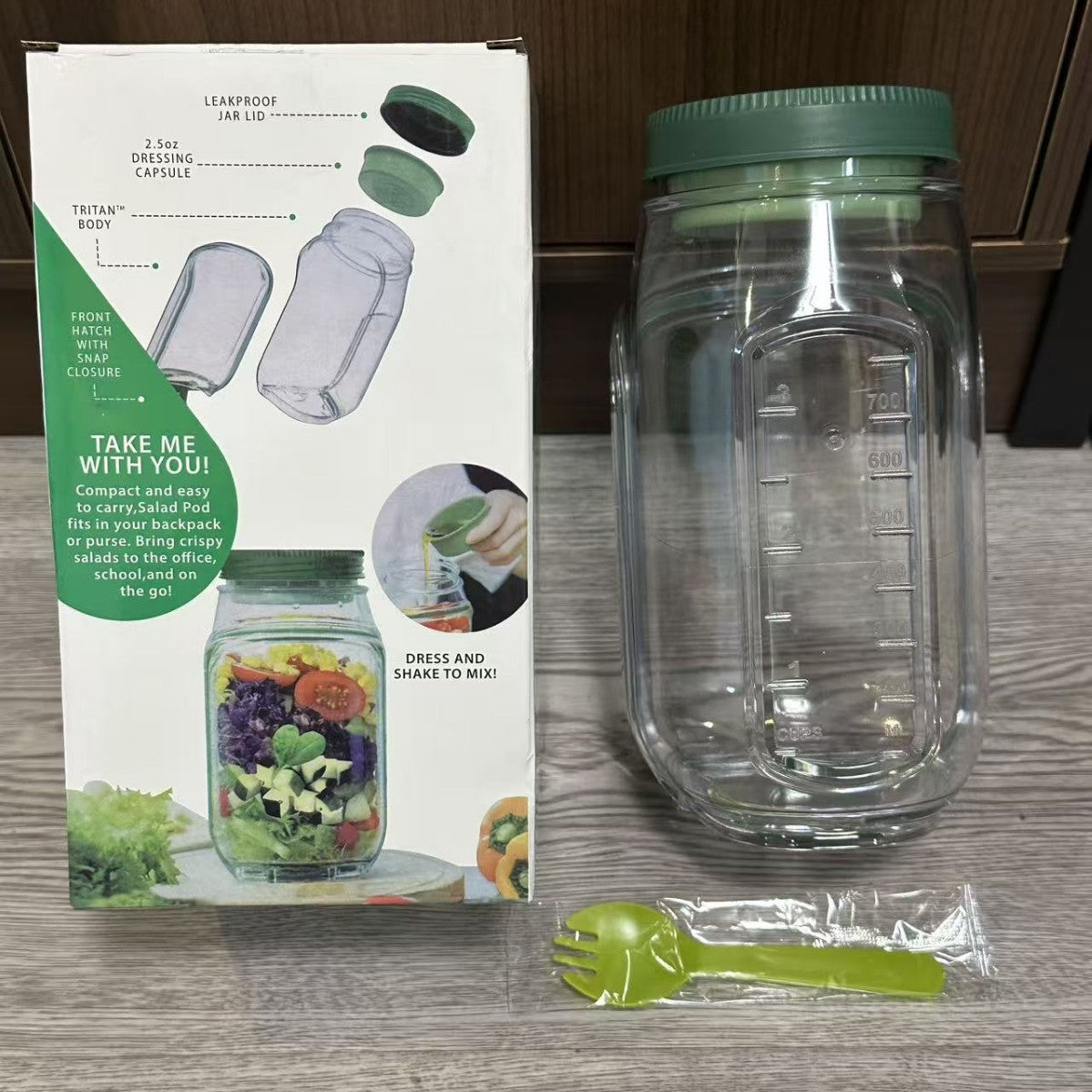Salad Storage Container with Leak-Proof Lid