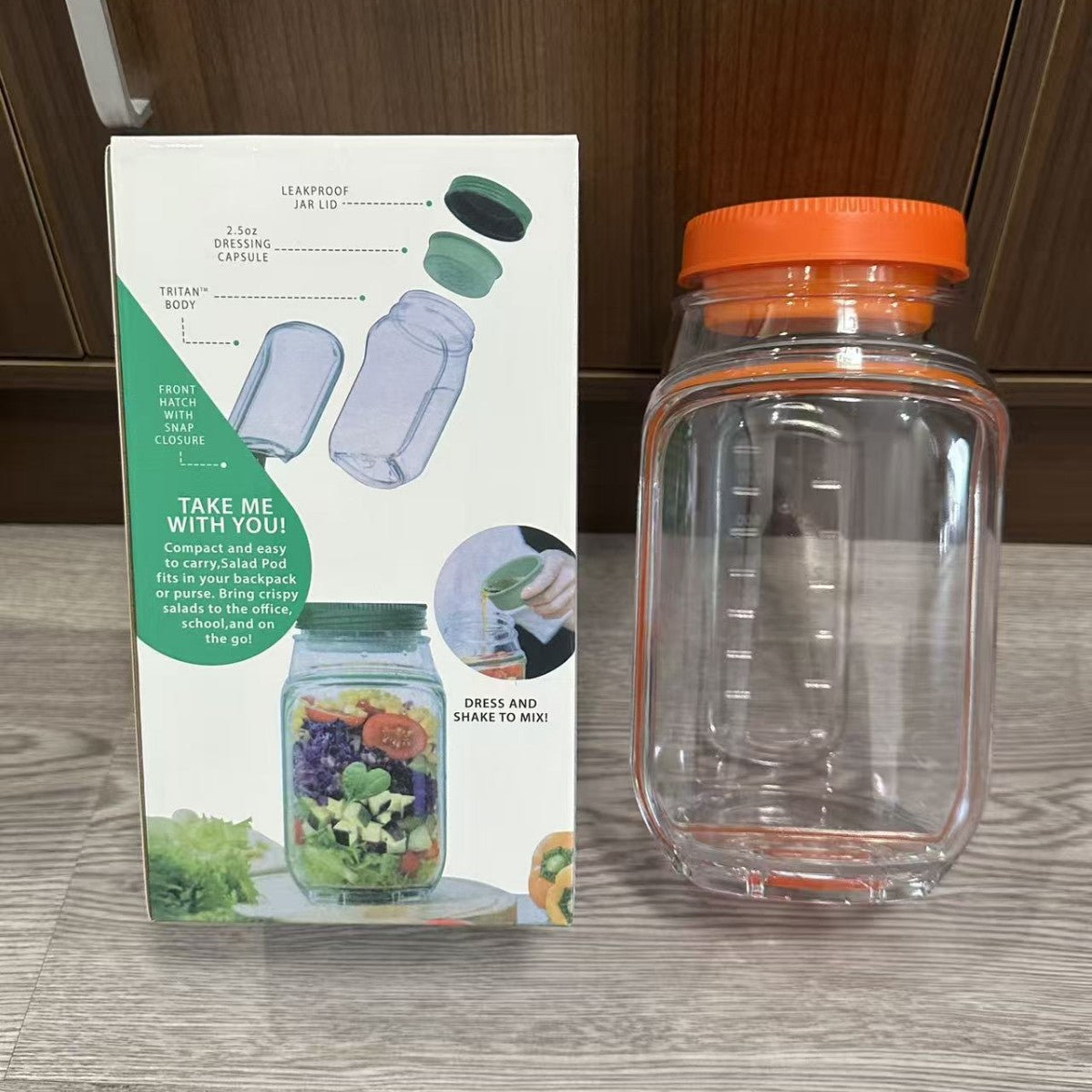 Salad Storage Container with Leak-Proof Lid